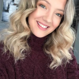 Meet your Posher, Estera